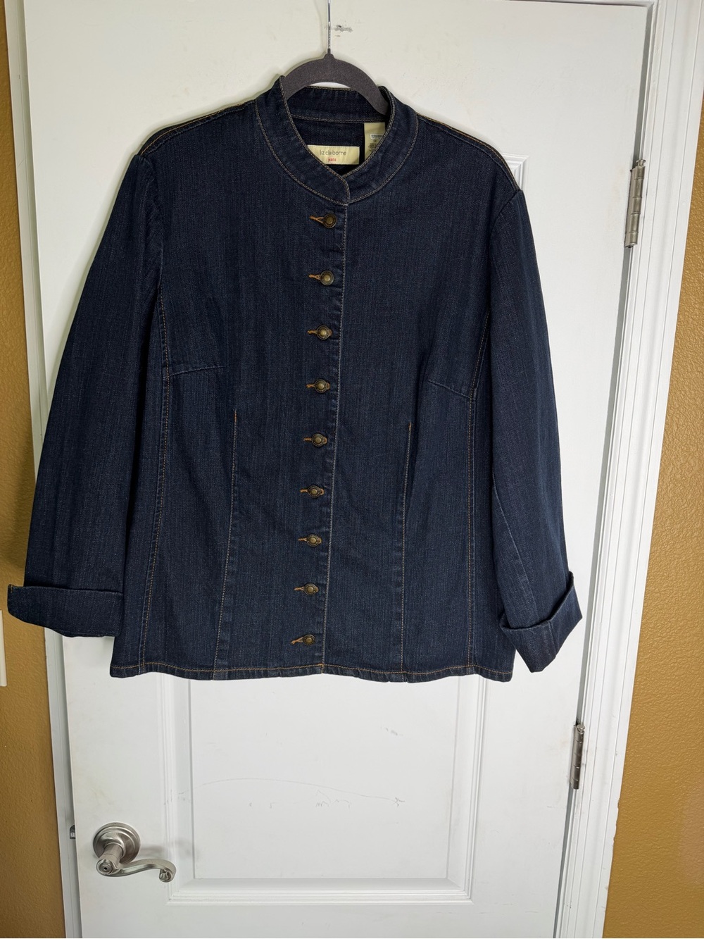 Liz Claiborne Dark Denim Stretch Jacket with Stand Collar. Size 1X